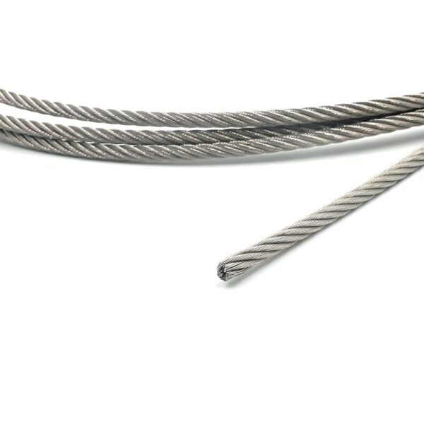 中国の耐久性のある鋼線ロープ巻き上げケーブル2